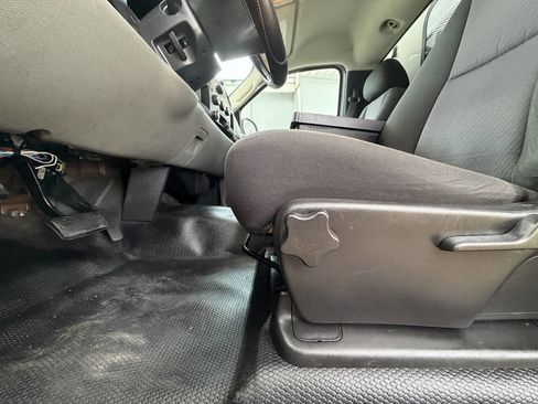 Used 2012 Chevrolet Silverado 1500 W/T RWD image 11