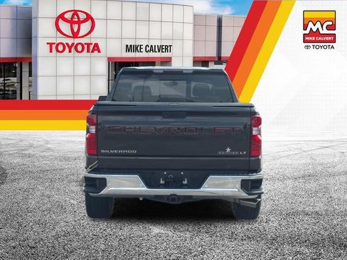 Used 2021 Chevrolet Silverado 1500 LT w/ Texas Edition Plus RWD image 3