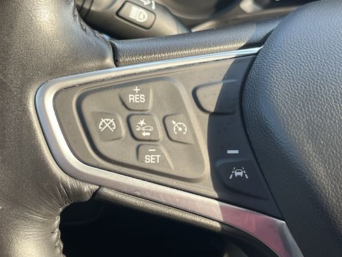 Used 2022 Chevrolet Equinox LT FWD image 19