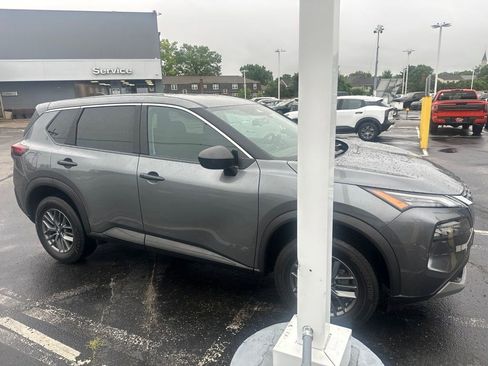 Used 2023 Nissan Rogue S FWD image 4