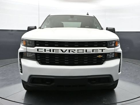 Used 2022 Chevrolet Silverado 1500 Custom AWD/4WD image 28