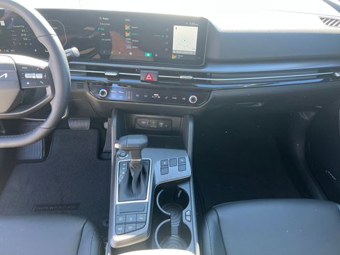 New 2026 Kia Sportage SX image 29