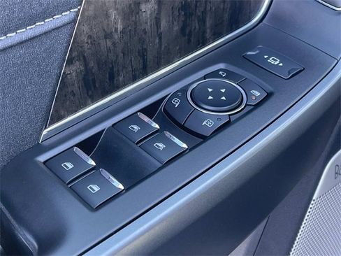 Certified 2024 Ford F250 Lariat w/ Lariat Ultimate Package image 28