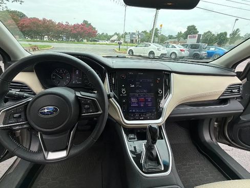 Used 2020 Subaru Outback Premium AWD/4WD image 15