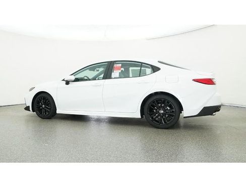 New 2026 Toyota Camry SE image 20