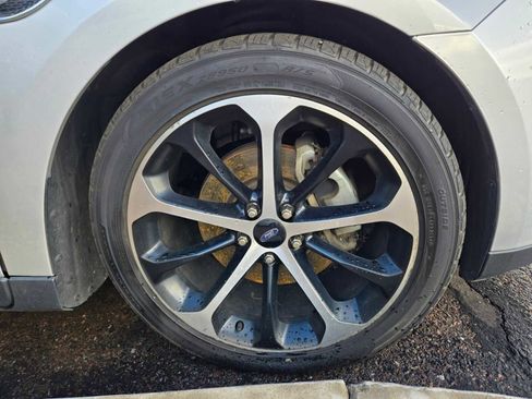 Used 2014 Ford Taurus SEL w/ Equipment Group 201A image 6