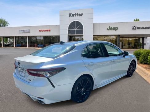 Used 2021 Toyota Camry XSE w/ Navigation Package FWD image 6