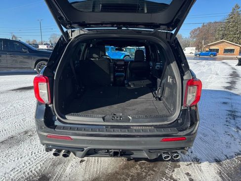 Used 2022 Ford Explorer ST w/ ST Street Pack image 51