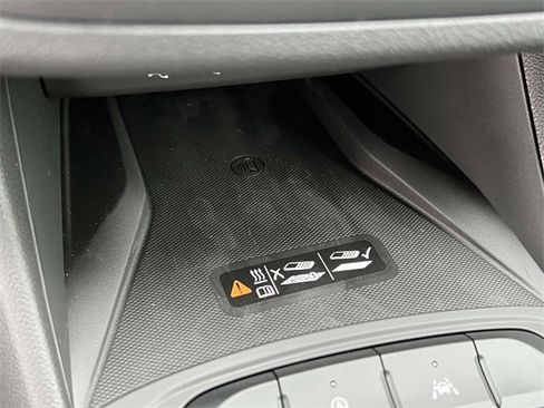 Used 2025 Buick Envista Preferred w/ Convenience I Package image 25