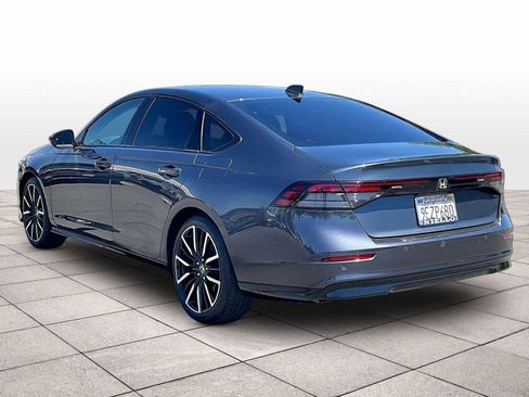 Used 2023 Honda Accord Touring image 14