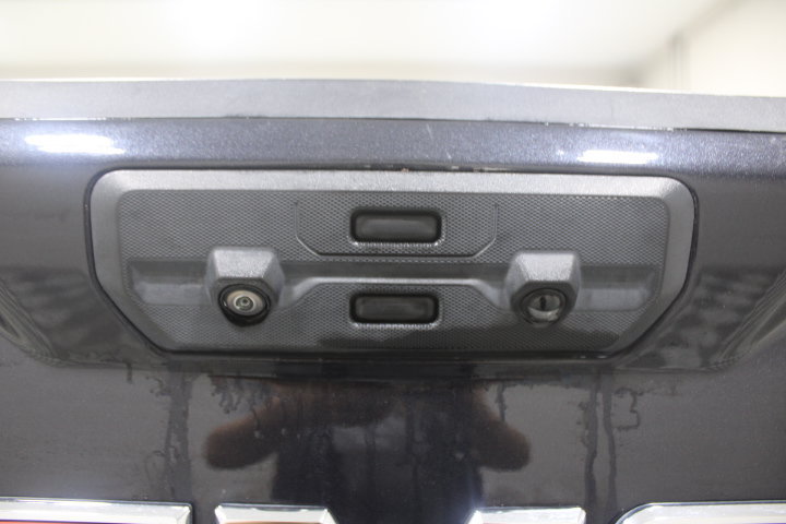 Used 2023 GMC Sierra 1500 AT4 w/ AT4 Preferred Package AWD/4WD image 16