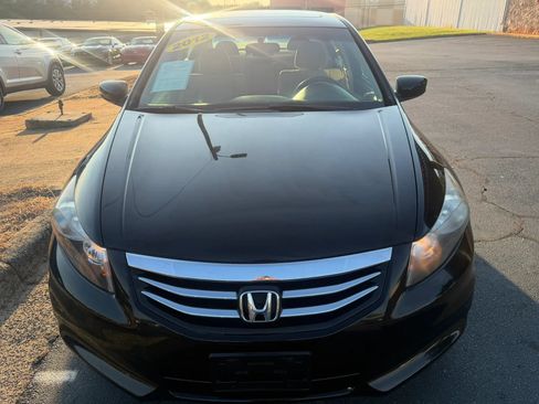 Used 2012 Honda Accord EX image 2