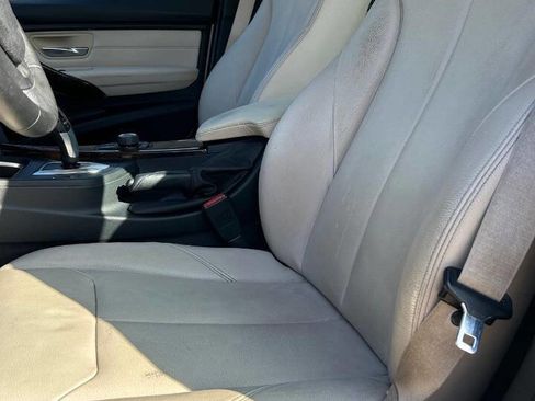 Used 2015 BMW 320i Sedan image 18