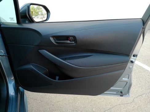 Used 2025 Toyota Corolla LE FWD image 19