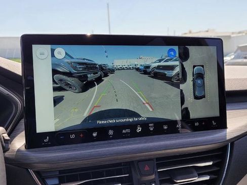 New 2025 Ford Escape SE w/ PHEV Premium Package image 21