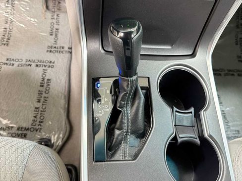Certified 2016 Toyota Camry LE FWD image 21