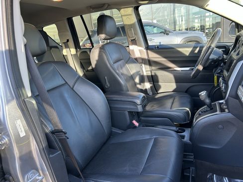 Used 2017 Jeep Compass High Altitude image 23