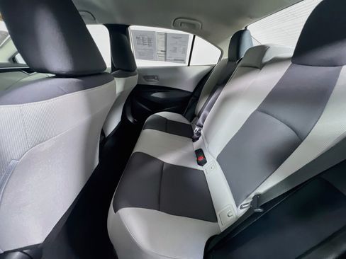 Used 2025 Toyota Corolla LE FWD image 26