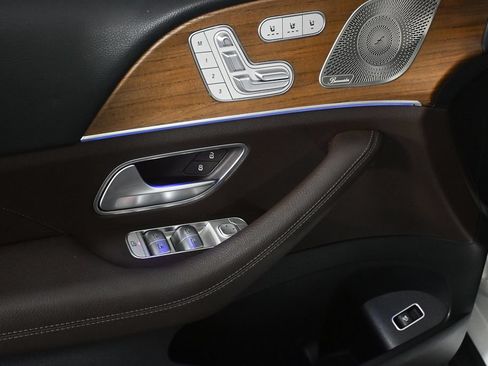 Certified 2023 Mercedes-Benz GLS 450 4MATIC image 8