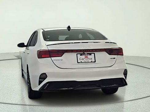 Used 2022 Kia Forte GT-Line w/ GT-Line Premium Package FWD image 5