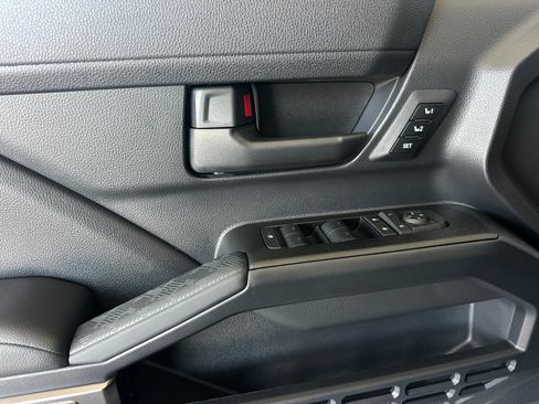 New 2026 Toyota 4Runner TRD Off-Road Premium AWD/4WD image 12