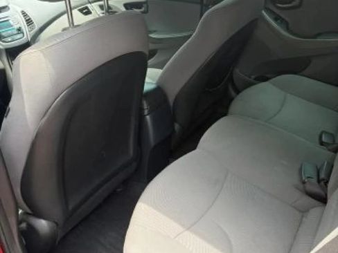 Used 2016 Hyundai Elantra SE FWD image 5