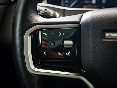 Used 2023 Land Rover Range Rover Evoque S image 23