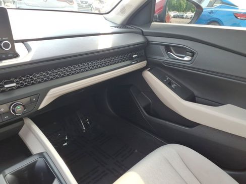 Used 2024 Honda Accord EX image 25