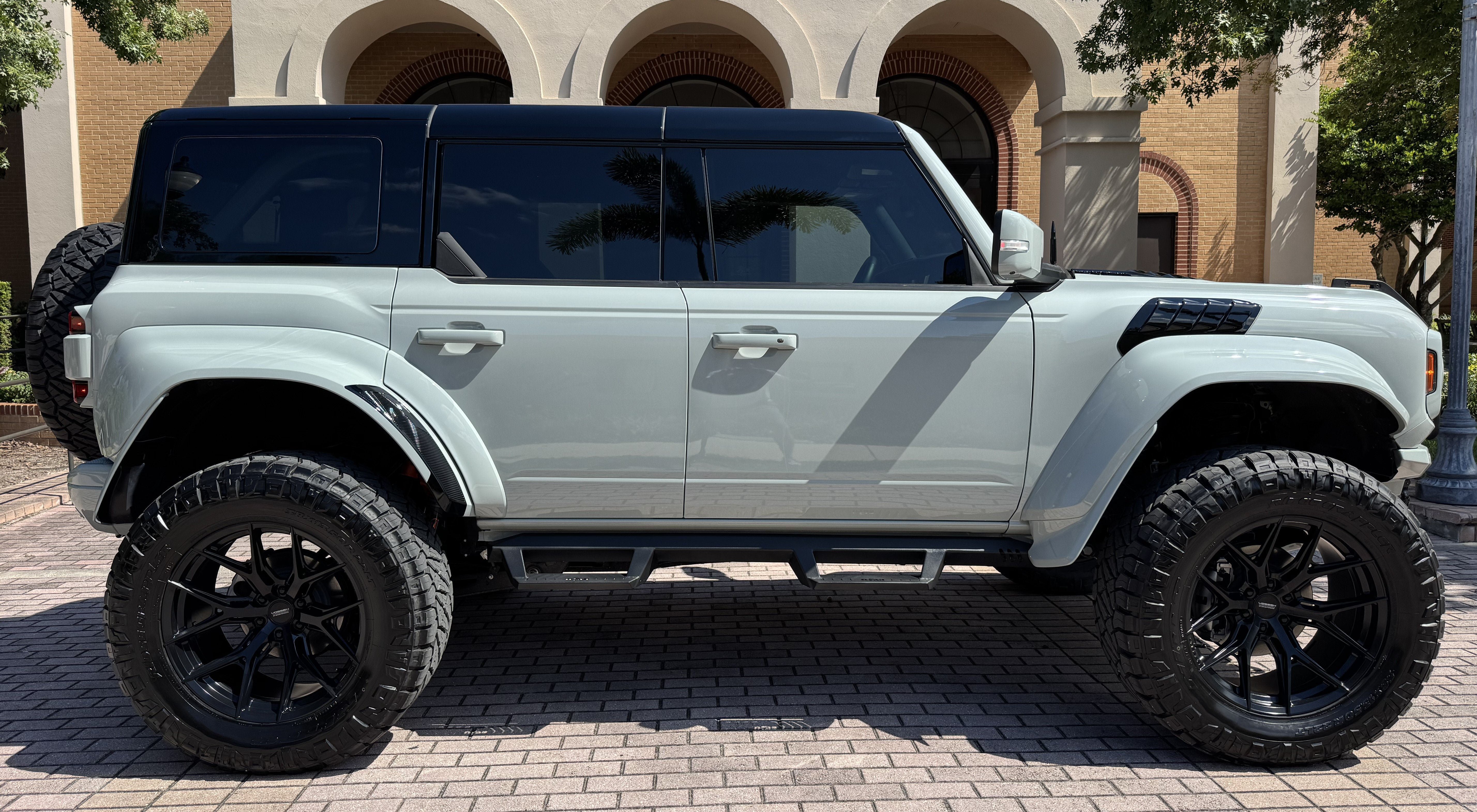 Used 2024 Ford Bronco Raptor w/ Interior Carbon Fiber Pack 6 AWD/4WD image 7