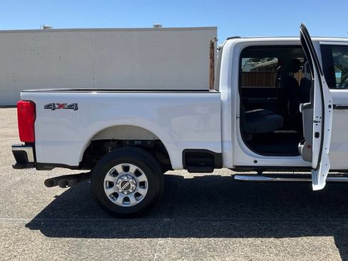 Used 2023 Ford F250 XLT AWD/4WD image 26