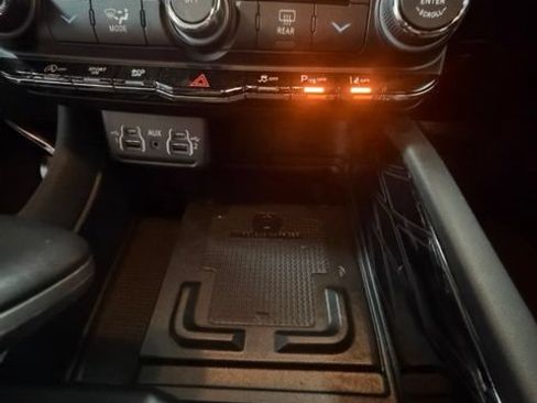 Used 2024 Dodge Durango Citadel AWD/4WD image 18