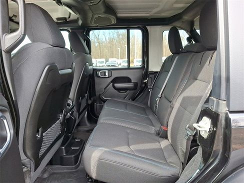 Used 2024 Jeep Wrangler Unlimited Rubicon 4xe w/ Technology Group image 11