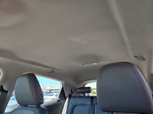 Used 2021 Chevrolet Bolt Premier w/ Infotainment Package FWD image 11