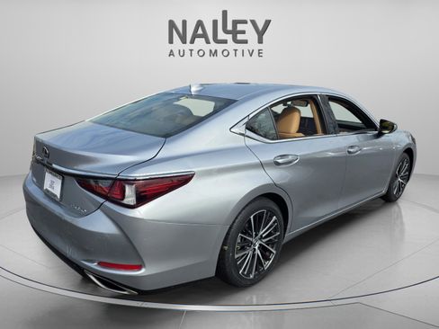 Used 2024 Lexus ES 350 w/ Premium Package image 5