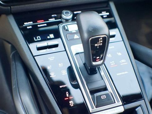 Used 2021 Porsche Cayenne S image 25