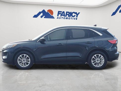 Used 2022 Ford Escape SE w/ Convenience Package FWD image 8