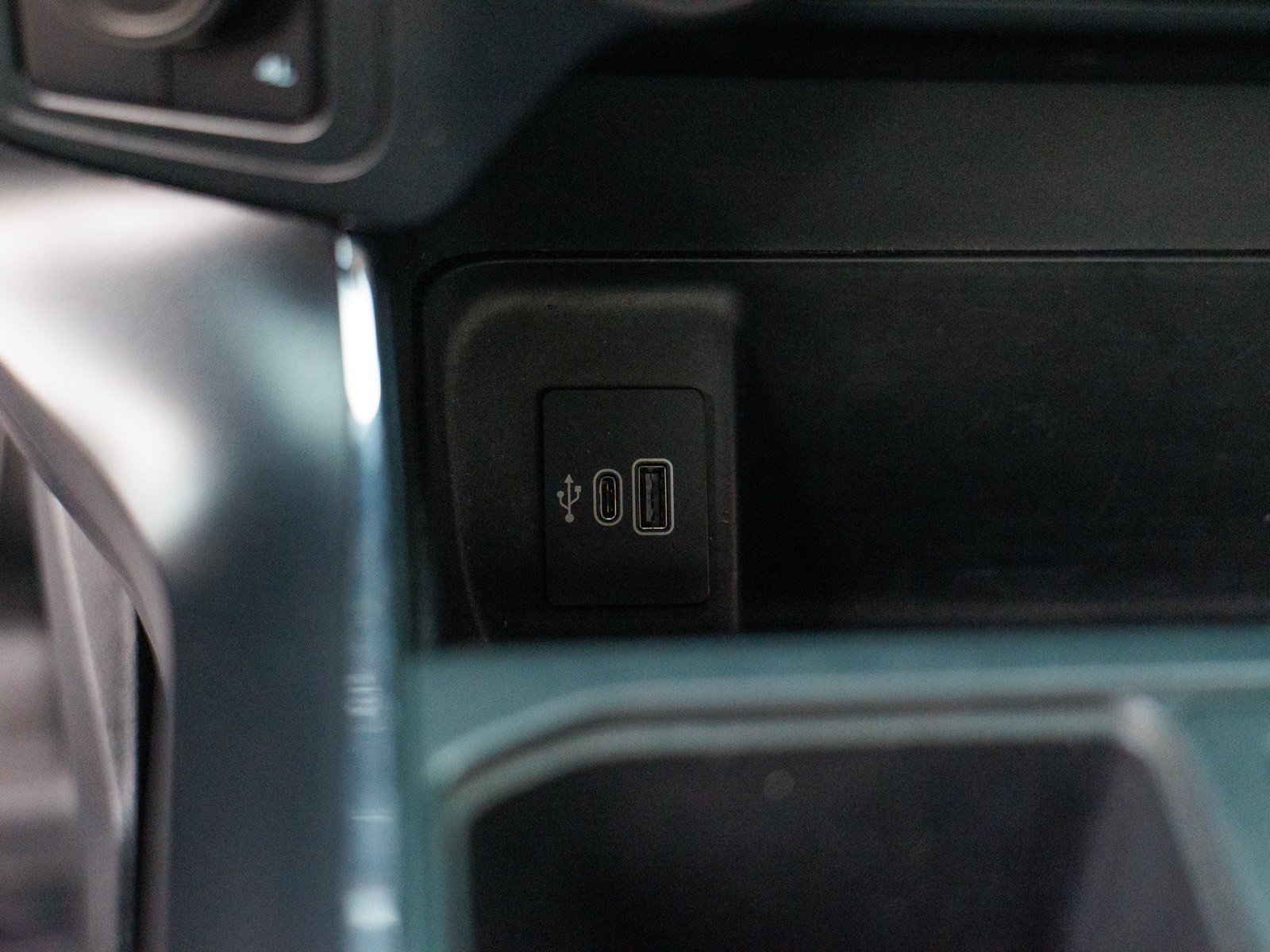 Used 2025 Ford F150 XL w/ Equipment Group 103A High AWD/4WD image 16