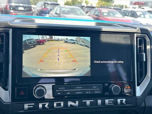 Certified 2025 Nissan Frontier SV w/ SV Convenience Package RWD image 23
