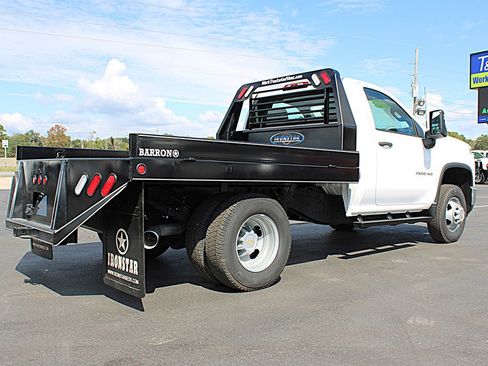 Used 2024 Chevrolet Silverado 3500 W/T w/ Snow Plow Prep Package image 5