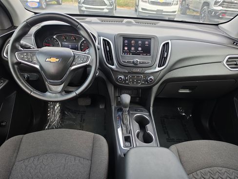 Used 2024 Chevrolet Equinox LT FWD image 9