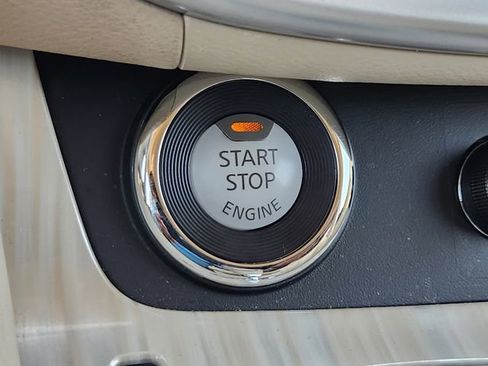 Used 2015 Nissan Murano Platinum w/ Platinum Technology Package image 15