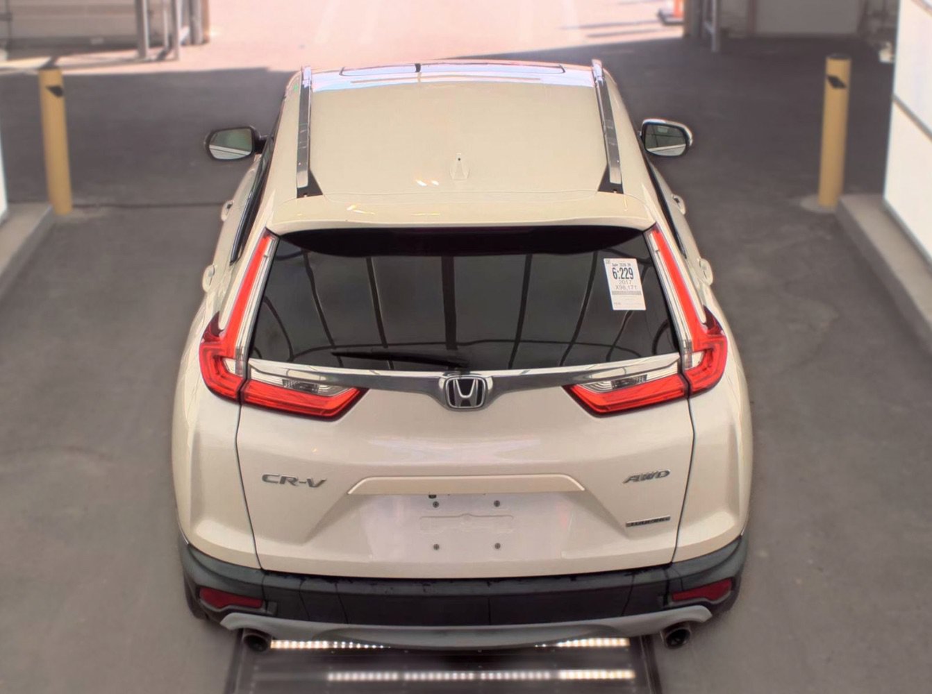 Used 2017 Honda CR-V Touring image 5