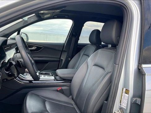 Used 2025 Audi Q7 Premium Plus image 9