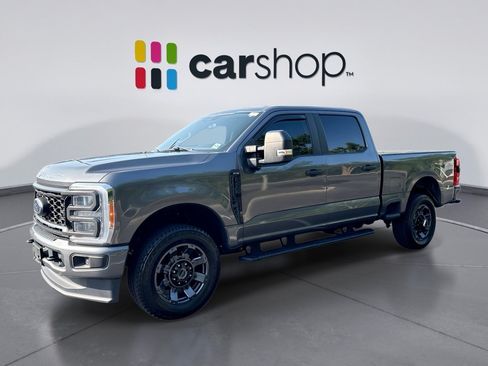 Used 2023 Ford F250 XL w/ STX Appearance Package AWD/4WD image 1