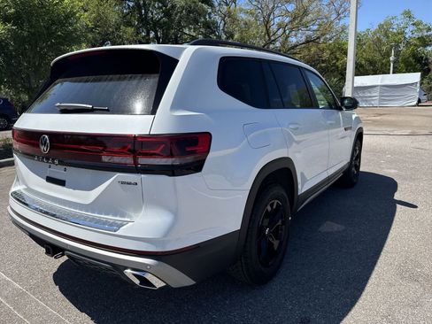 New 2026 Volkswagen Atlas Peak Edition AWD/4WD image 6