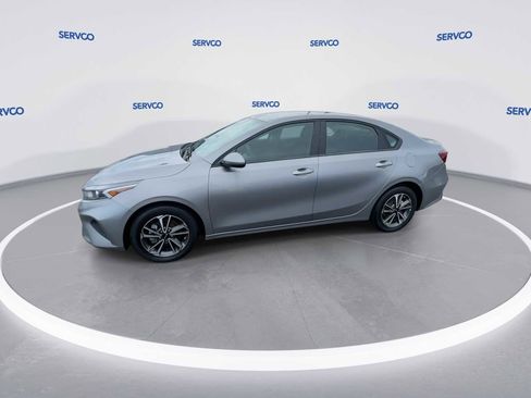 Used 2023 Kia Forte LXS image 5