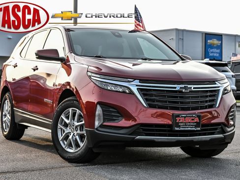 Used 2024 Chevrolet Equinox LT w/ LPO, Floor Liner Package FWD image 1