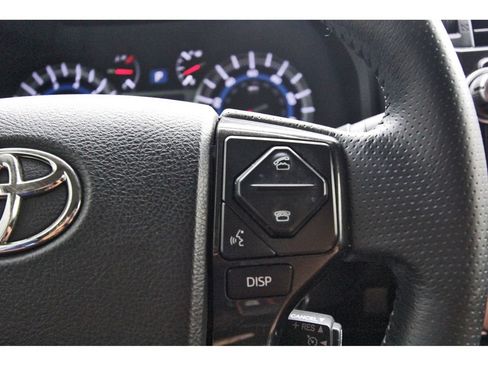 Used 2019 Toyota 4Runner TRD Off-Road AWD/4WD image 16