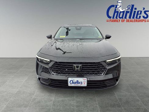 Used 2023 Honda Accord EX image 2
