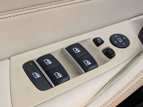 Used 2023 BMW 540i xDrive w/ Premium Package AWD/4WD image 25